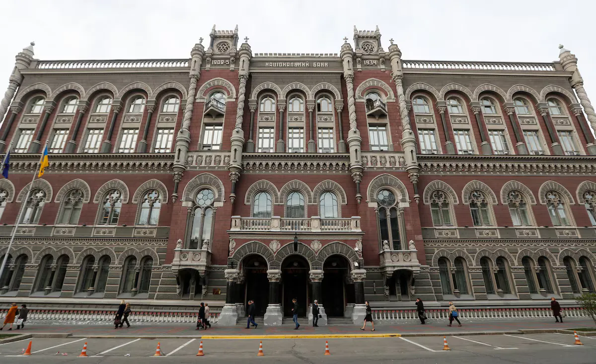 НБУ залишив ставку на рівні 15,5% і прогнозує уповільнення зростання ВВП у 2025 році